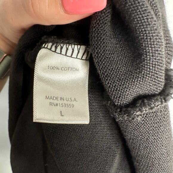 It Is Well LA Women’s Black‎ V-Neck Light Weight Rolled Collar Sweater Size L - Picture 5 of 6